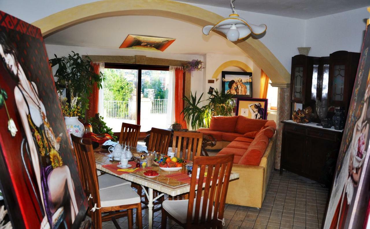 Casa D' Artista B&B Ozieri Exterior photo