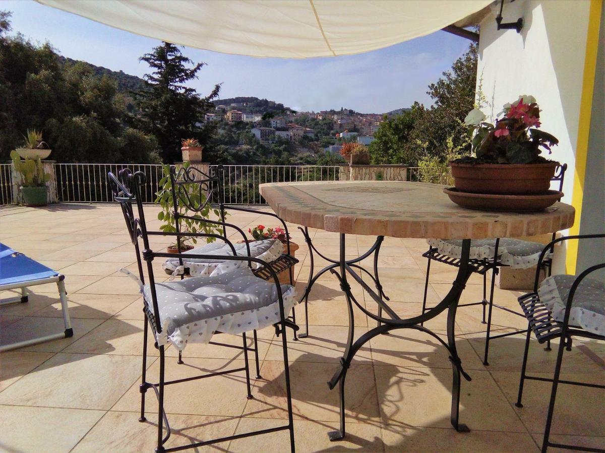 Casa D' Artista B&B Ozieri Exterior photo